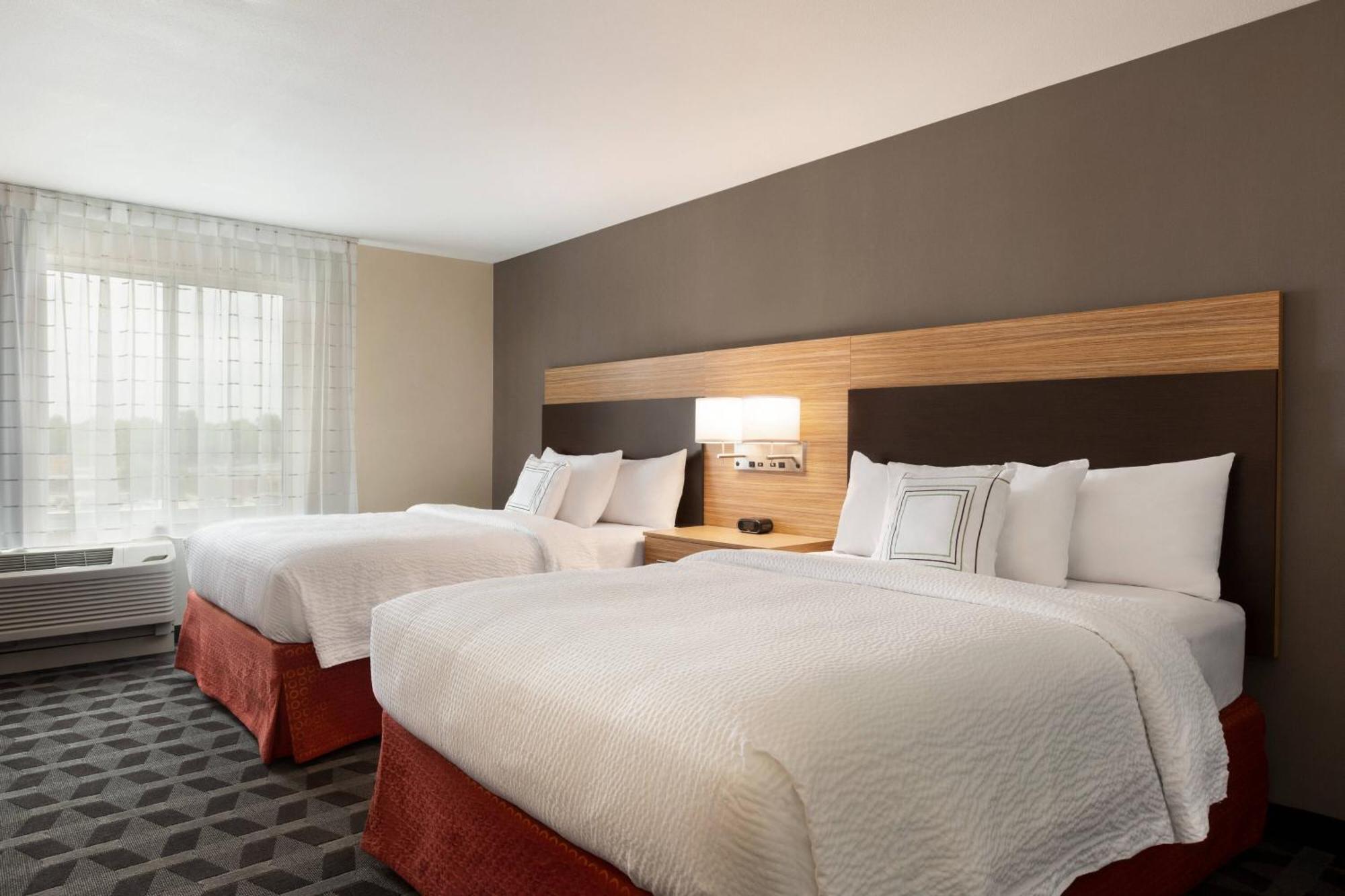 ทาวน์เพลซ สวีท บาย แมริออท ซีดาร์แรพิดส์ แมเรียน Hotel Marion ภายนอก รูปภาพ